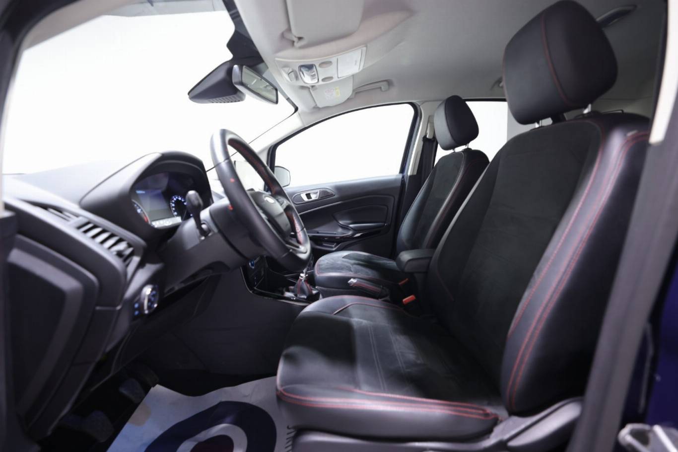 FORD EcoSport 6