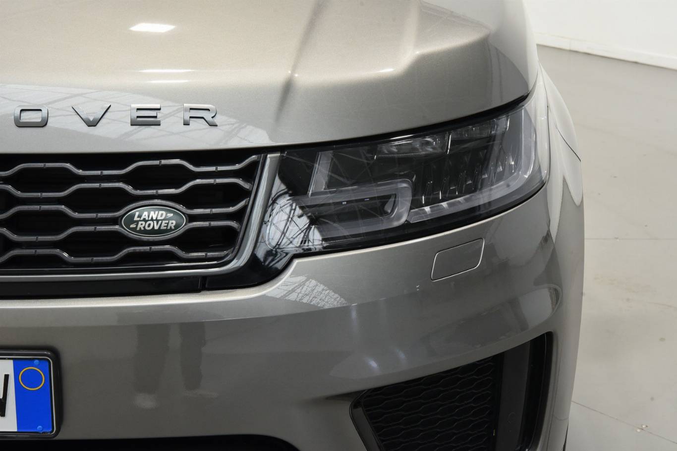 LAND ROVER Range Rover Sport 16