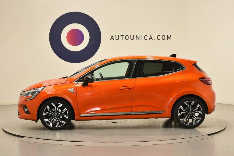 RENAULT Clio 30