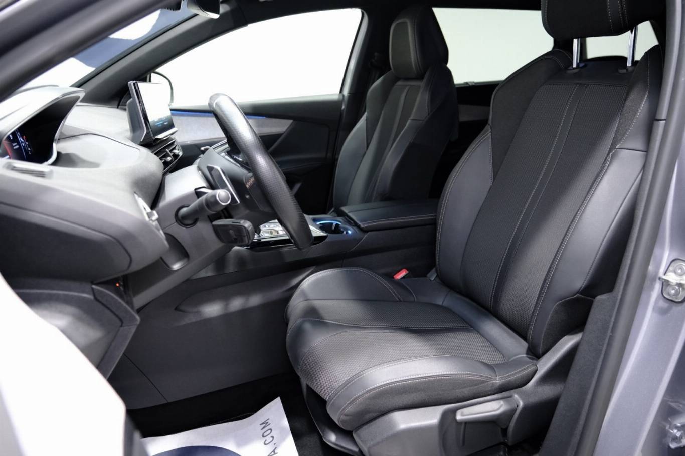 PEUGEOT 5008 6