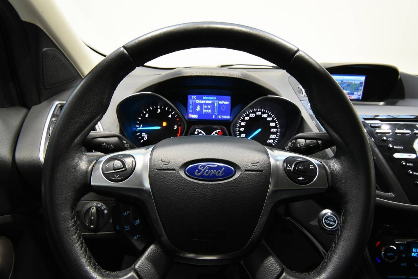 FORD Kuga 40