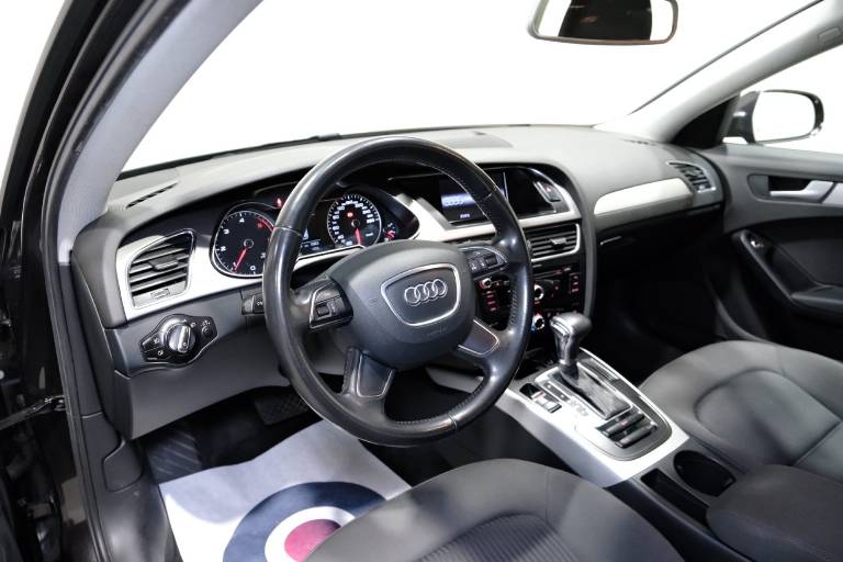 AUDI A4 5