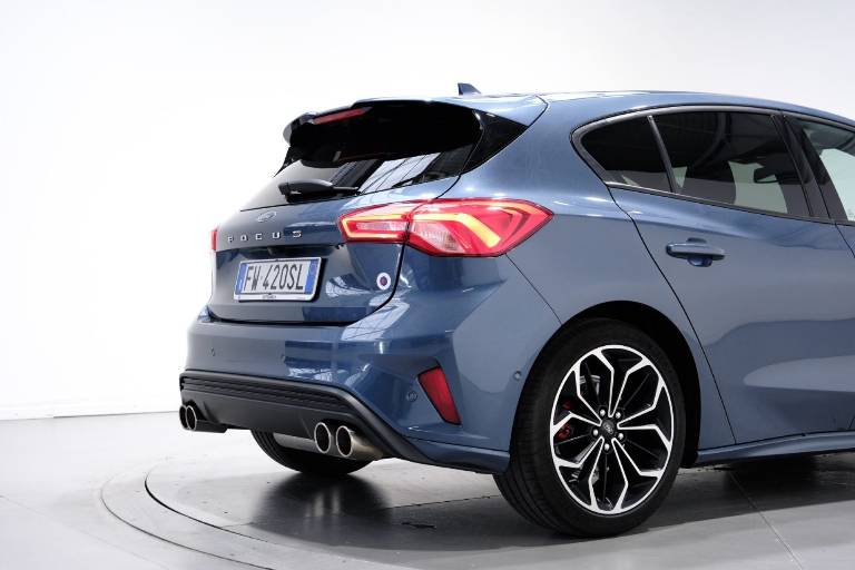 FORD Focus 12