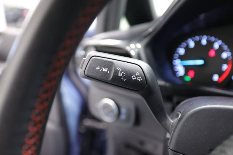 FORD Fiesta 24