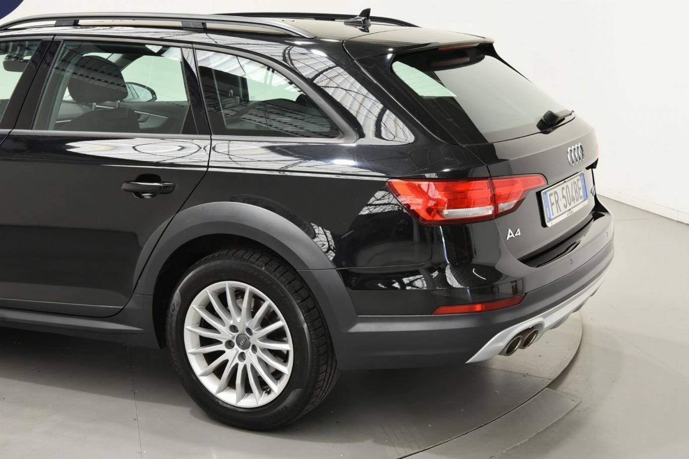 AUDI A4 allroad 40