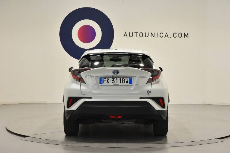 TOYOTA C-HR 6