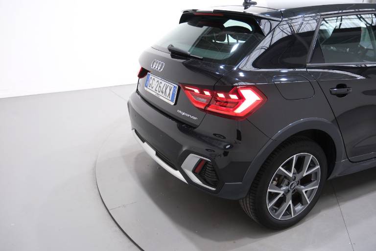AUDI A1 51