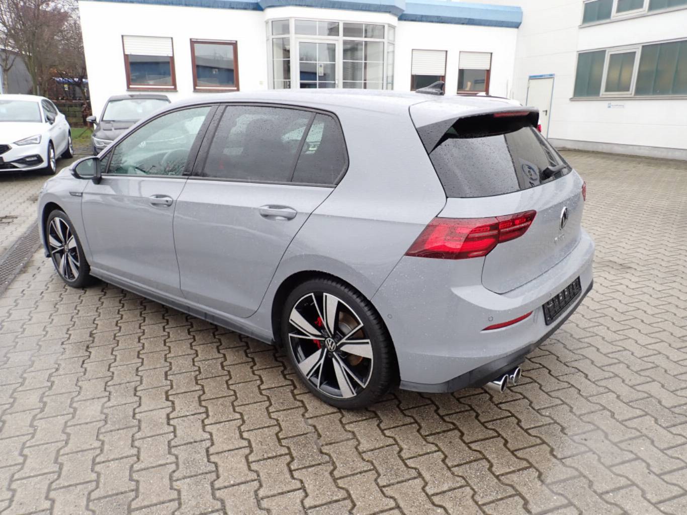 VOLKSWAGEN Golf 8ª serie 3