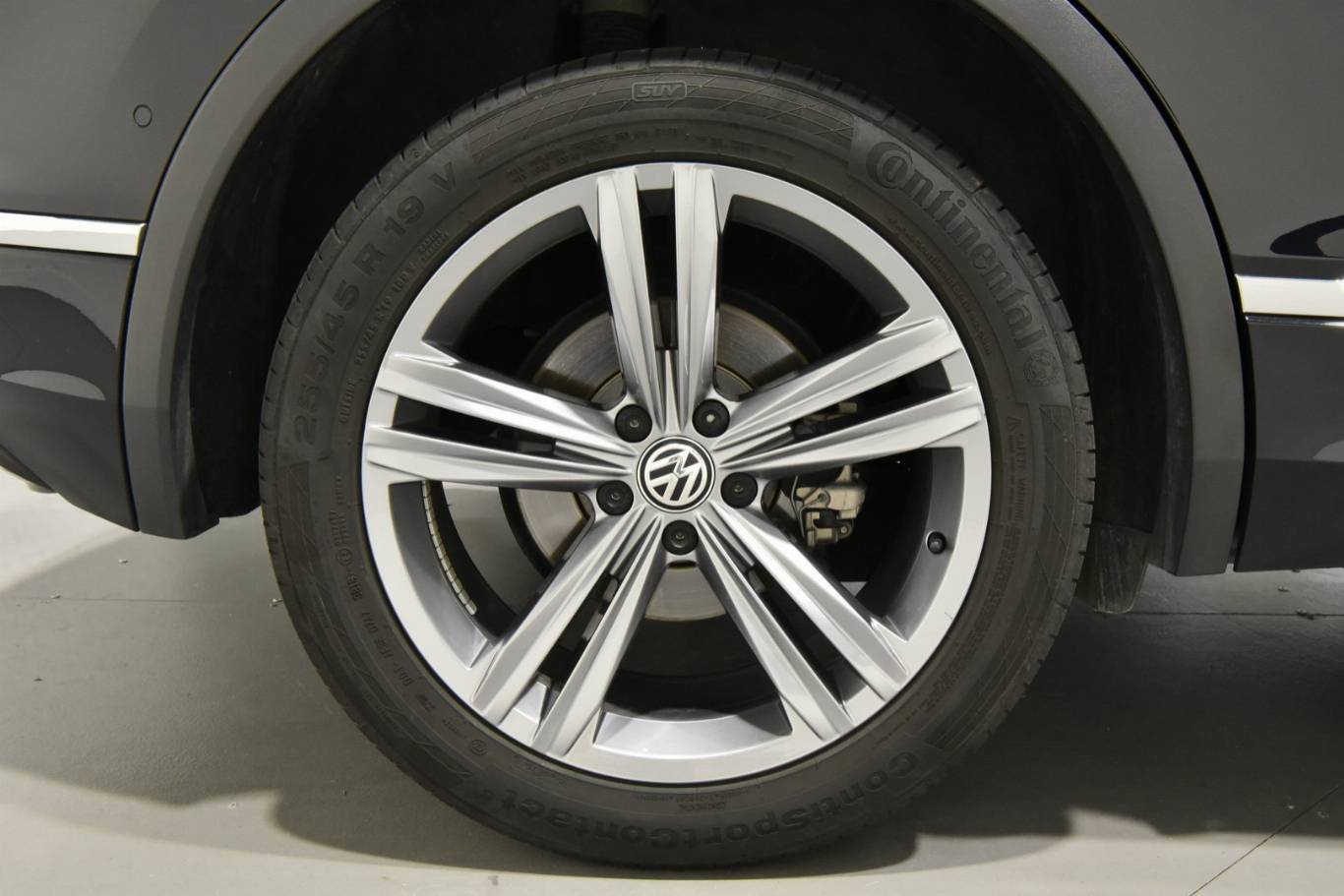 VOLKSWAGEN Tiguan 35