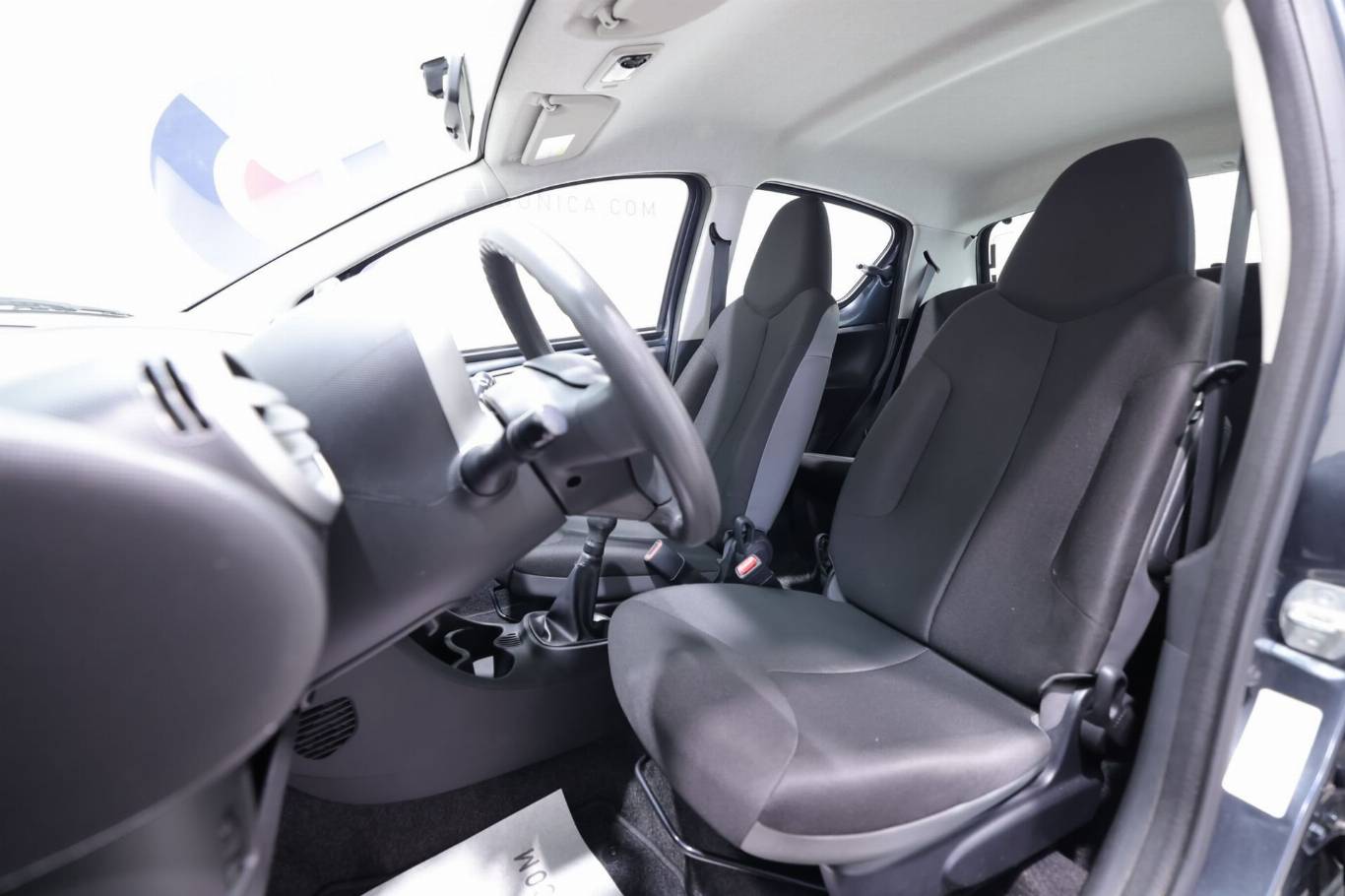 TOYOTA Aygo 6