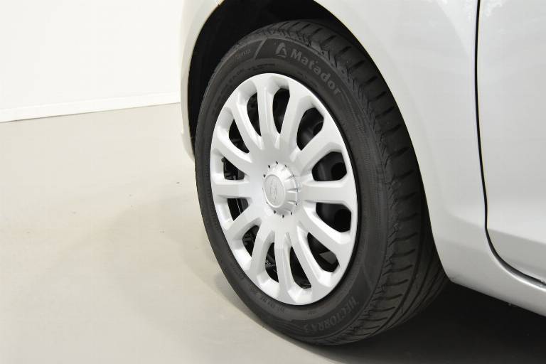 FORD Fiesta 9