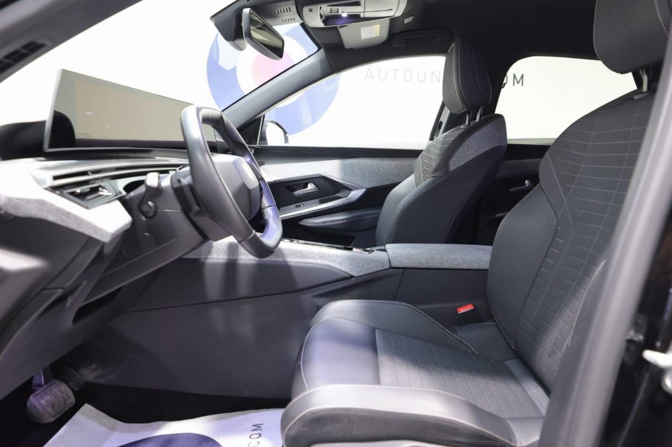PEUGEOT 3008 21