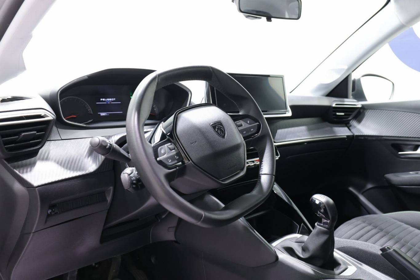 PEUGEOT 208 5