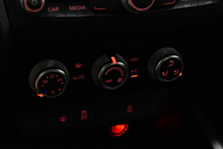 AUDI A1 11