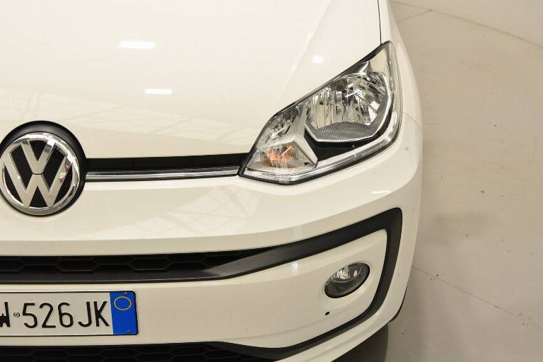 VOLKSWAGEN Up! 18
