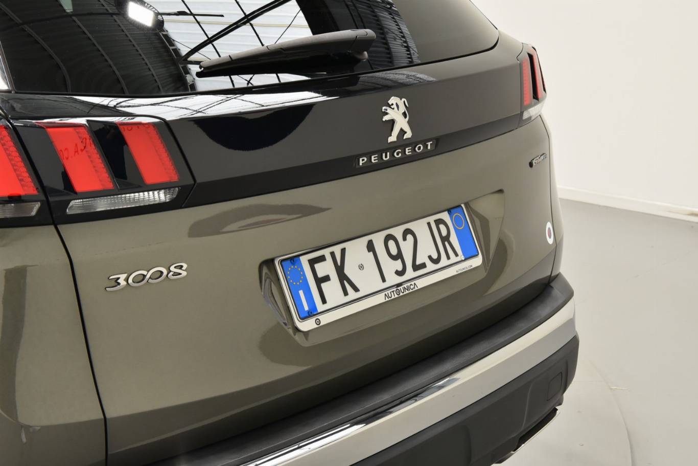 PEUGEOT 3008 64