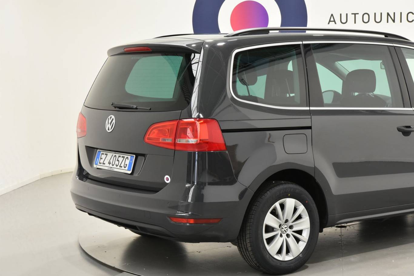 VOLKSWAGEN Sharan 16