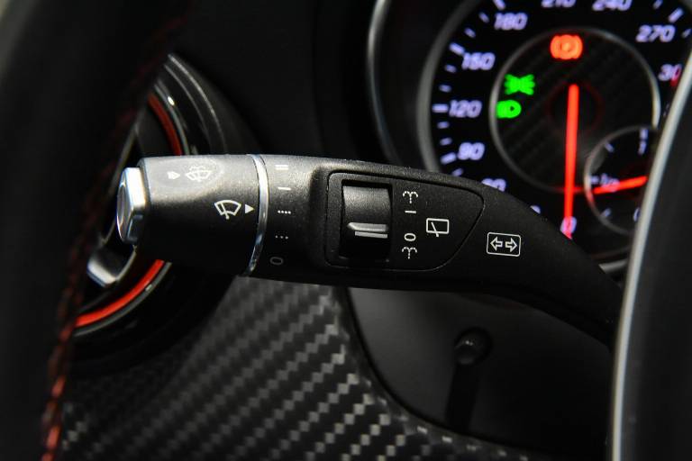 MERCEDES-BENZ A 45 AMG 26