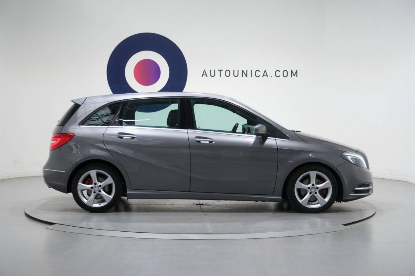 MERCEDES-BENZ B 180 4