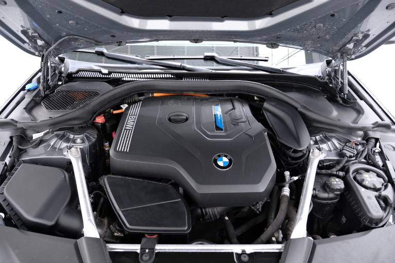 BMW 530 70