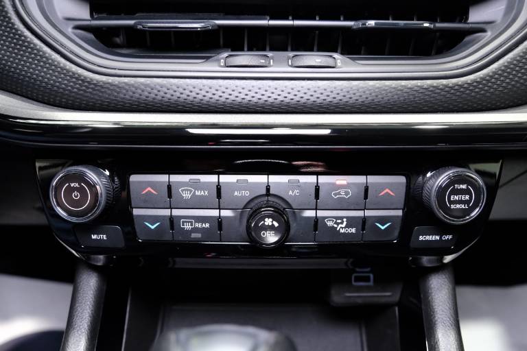 JEEP Compass 26
