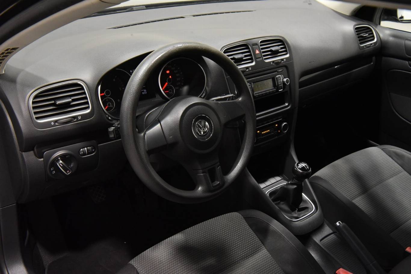 VOLKSWAGEN Golf Variant 3