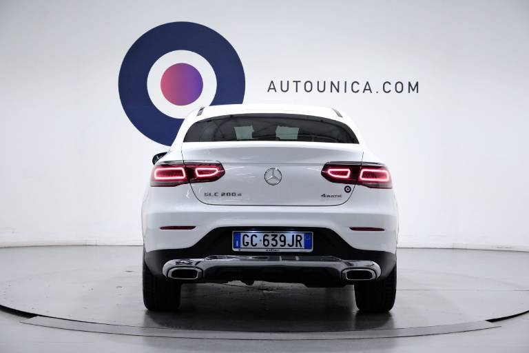 MERCEDES-BENZ GLC 200 10