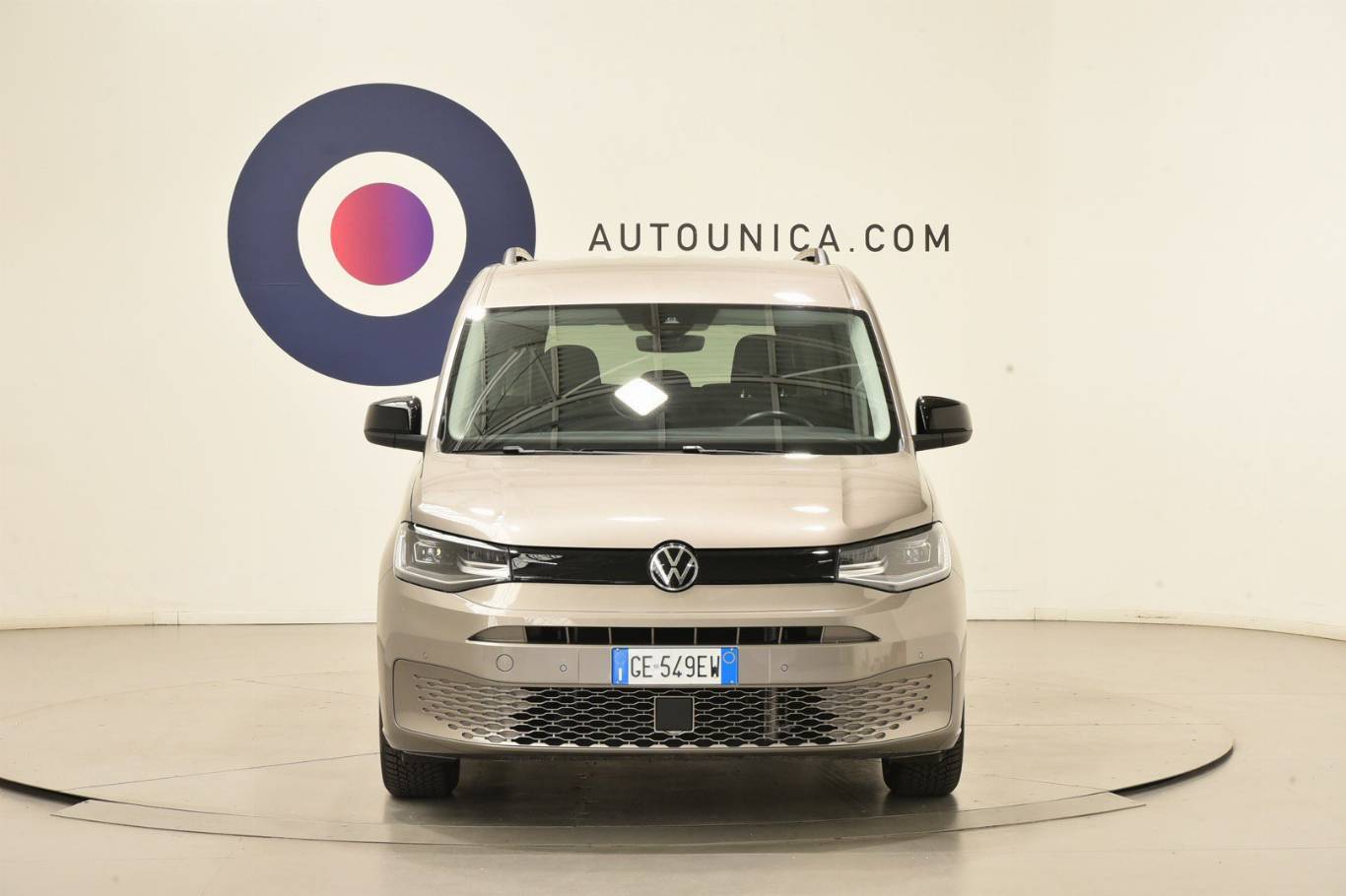 VOLKSWAGEN Caddy 5