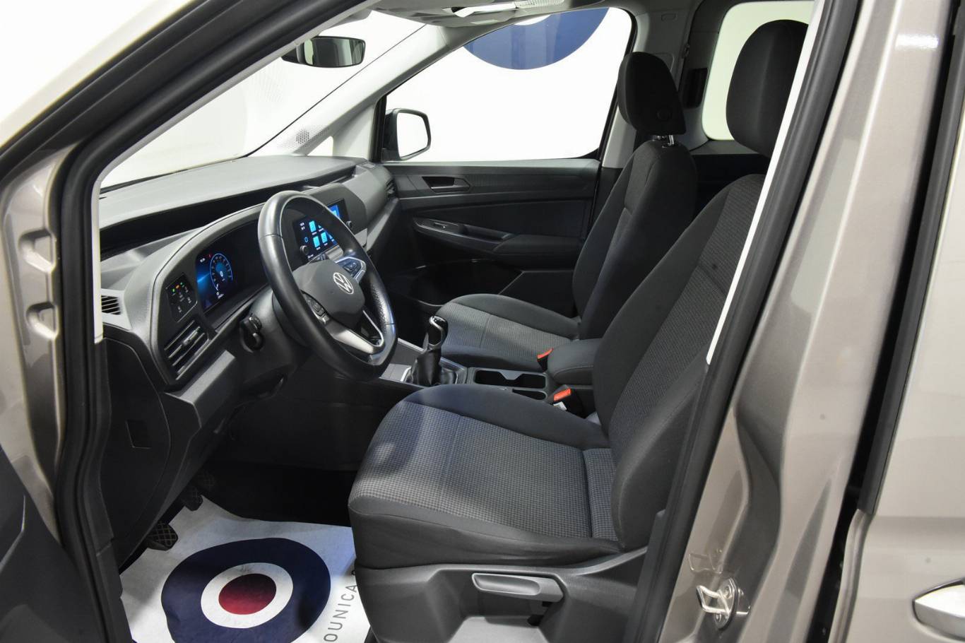 VOLKSWAGEN Caddy 4