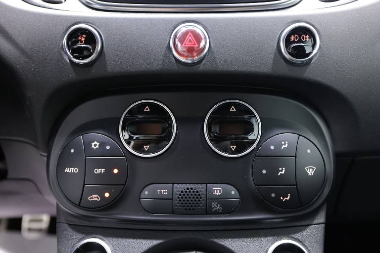 ABARTH 595 26