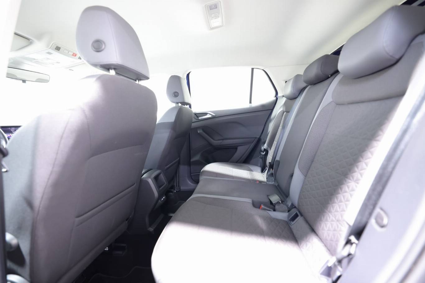 VOLKSWAGEN T-Cross 33