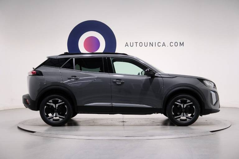 PEUGEOT 2008 4