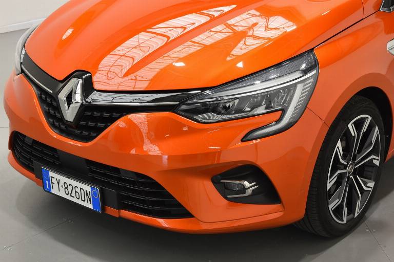 RENAULT Clio 47