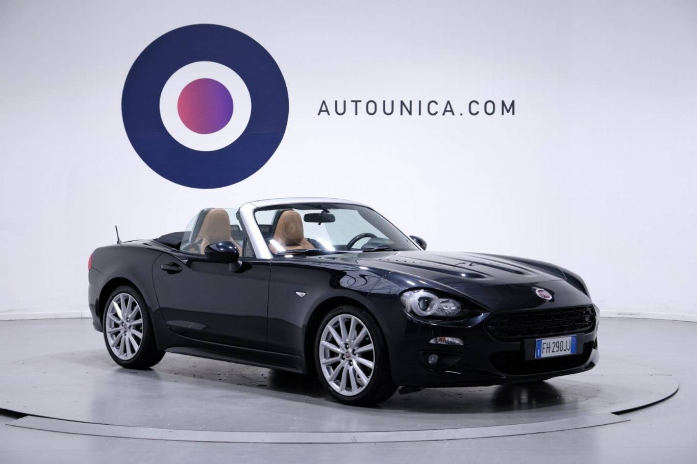 FIAT 124 Spider 3