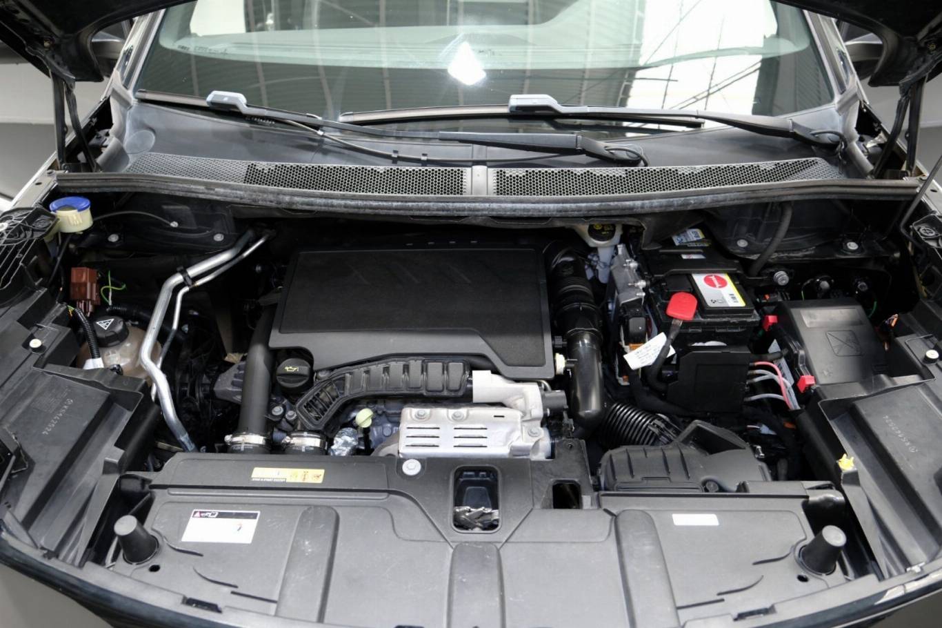 PEUGEOT 3008 70