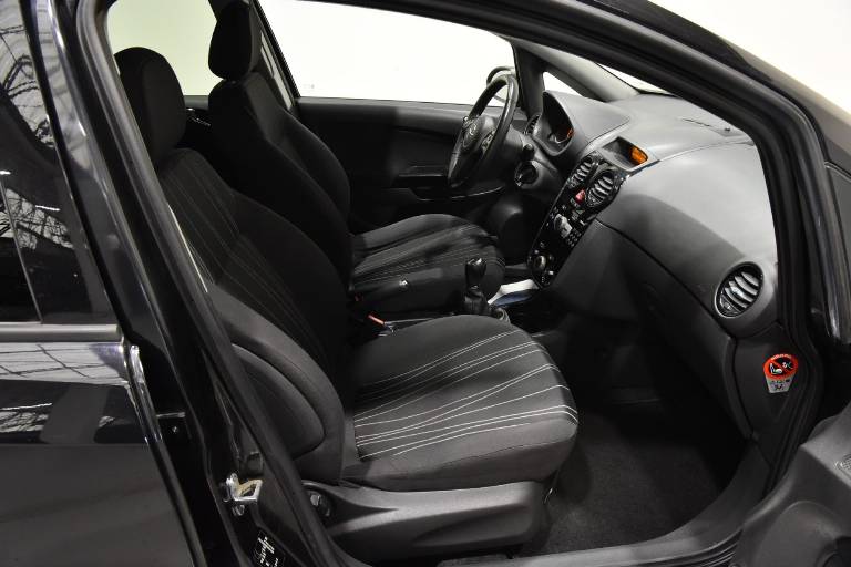 OPEL Corsa 30