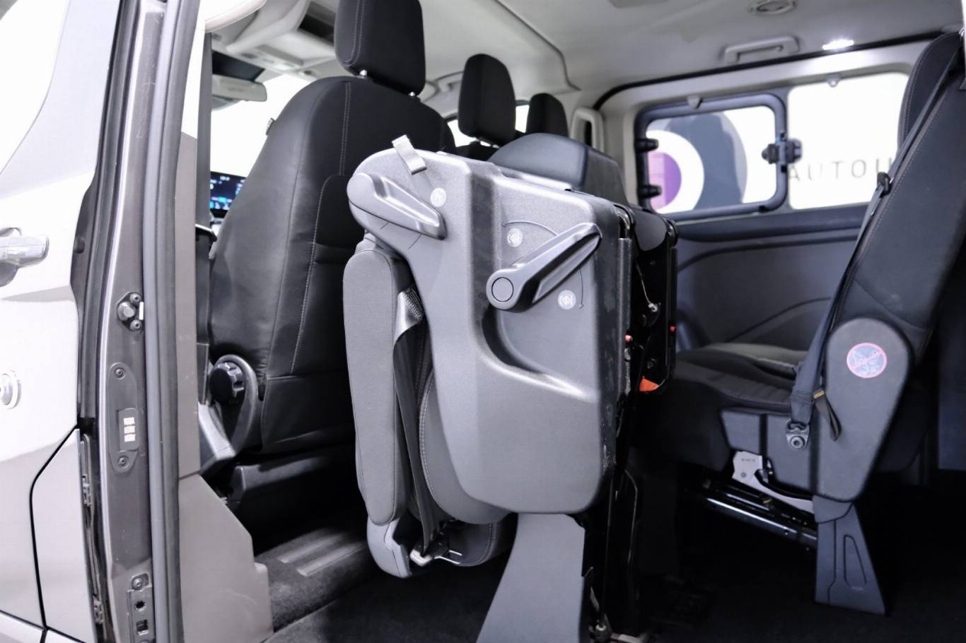 FORD Tourneo Custom 45