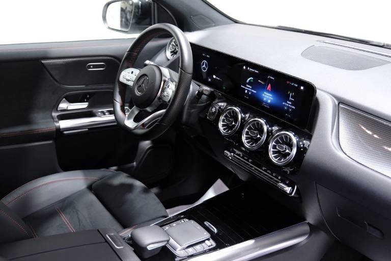 MERCEDES-BENZ GLA 66
