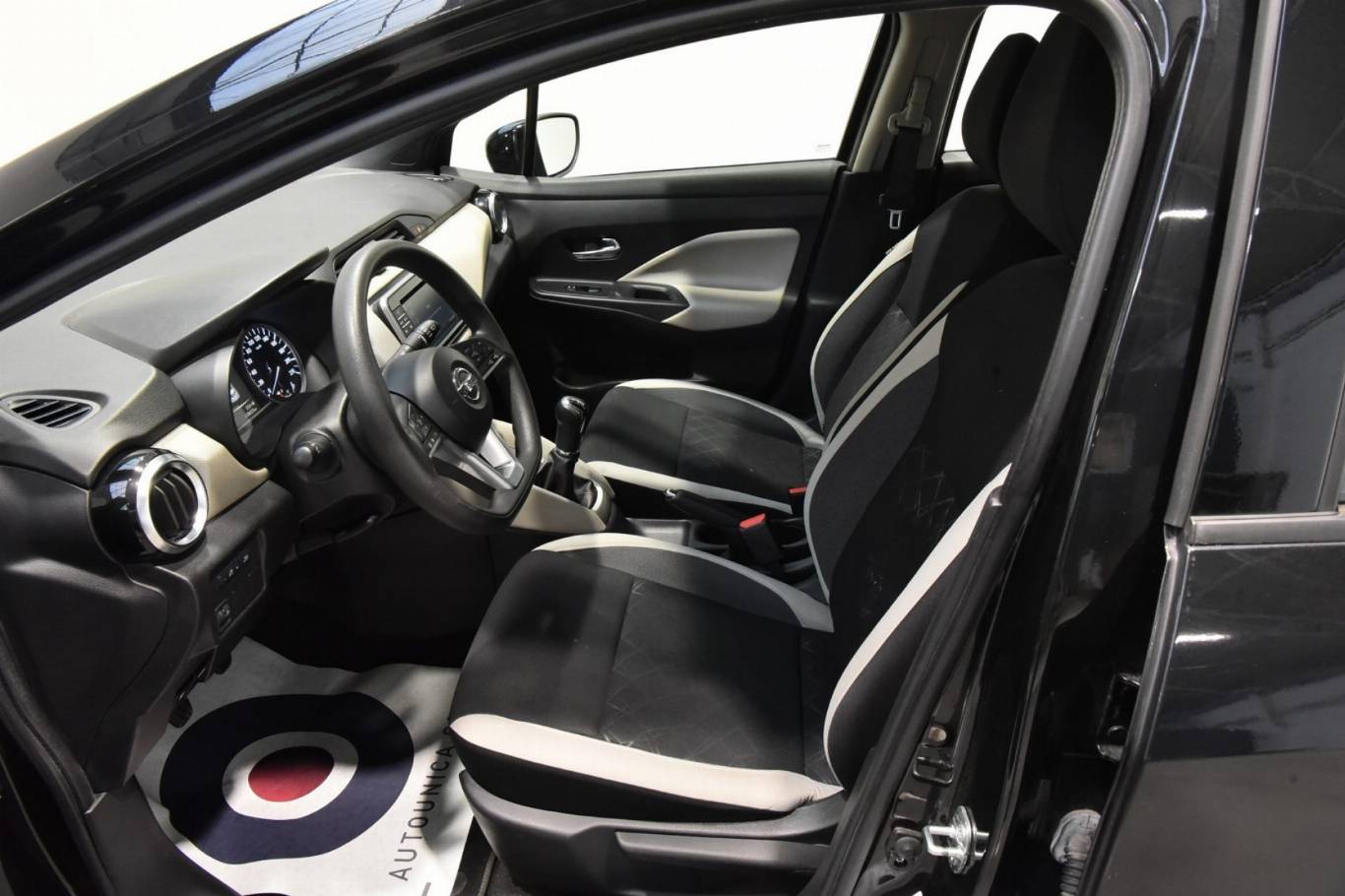 NISSAN Micra 4
