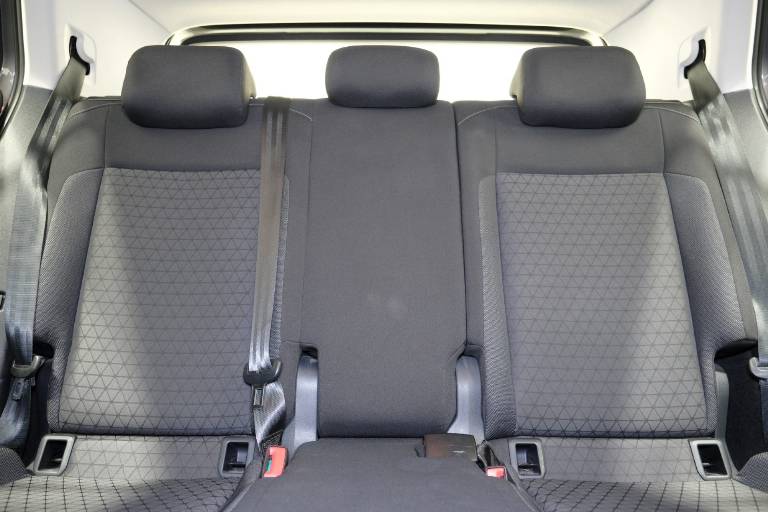 VOLKSWAGEN T-Cross 32