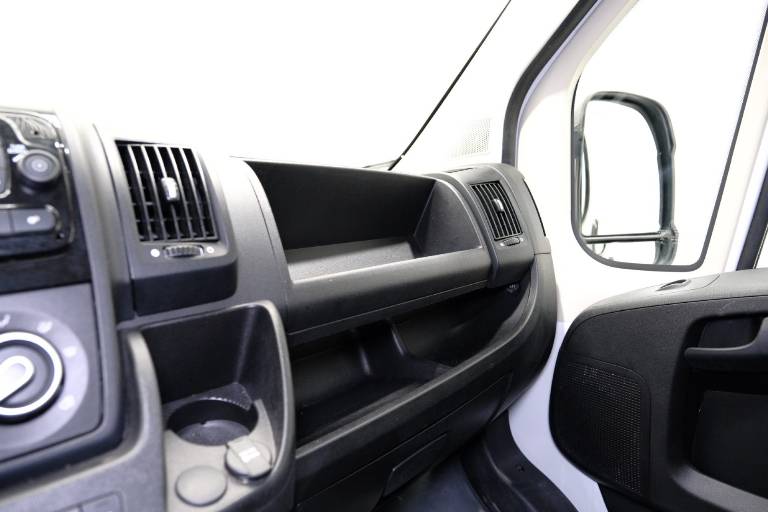 PEUGEOT Boxer 29