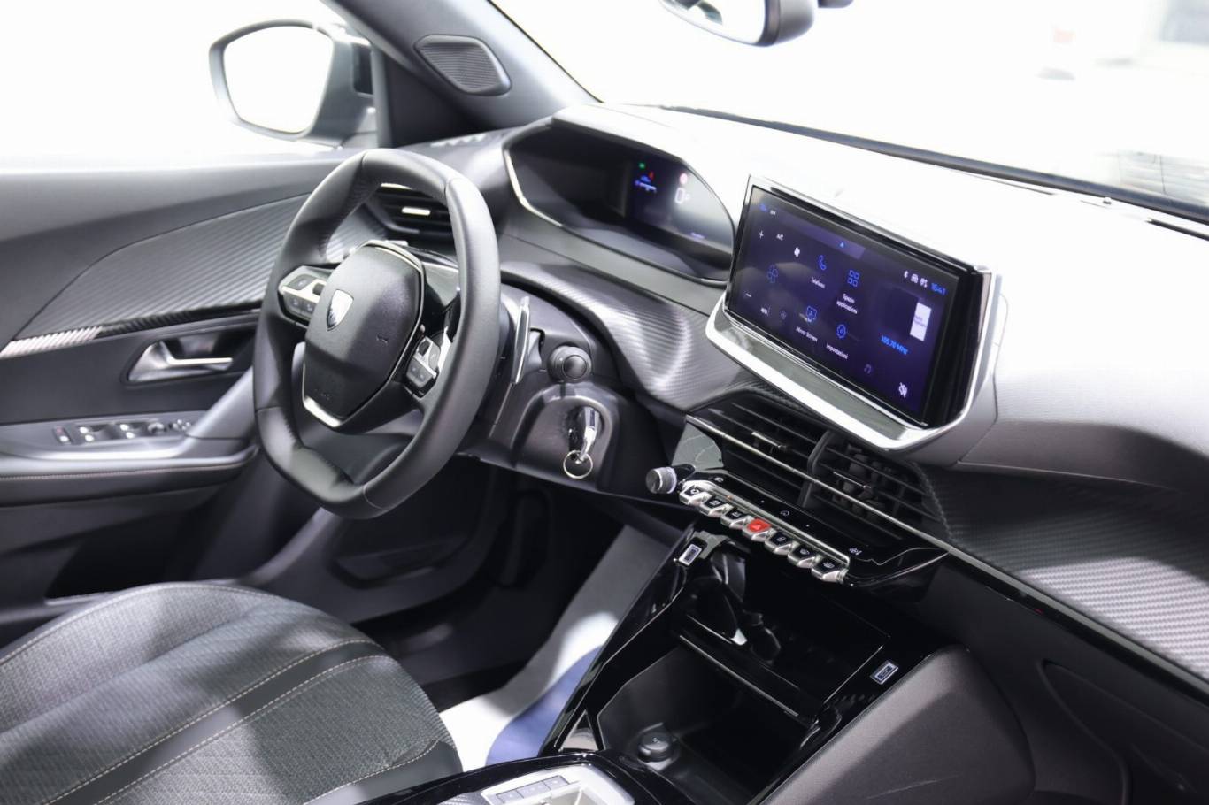 PEUGEOT 2008 45