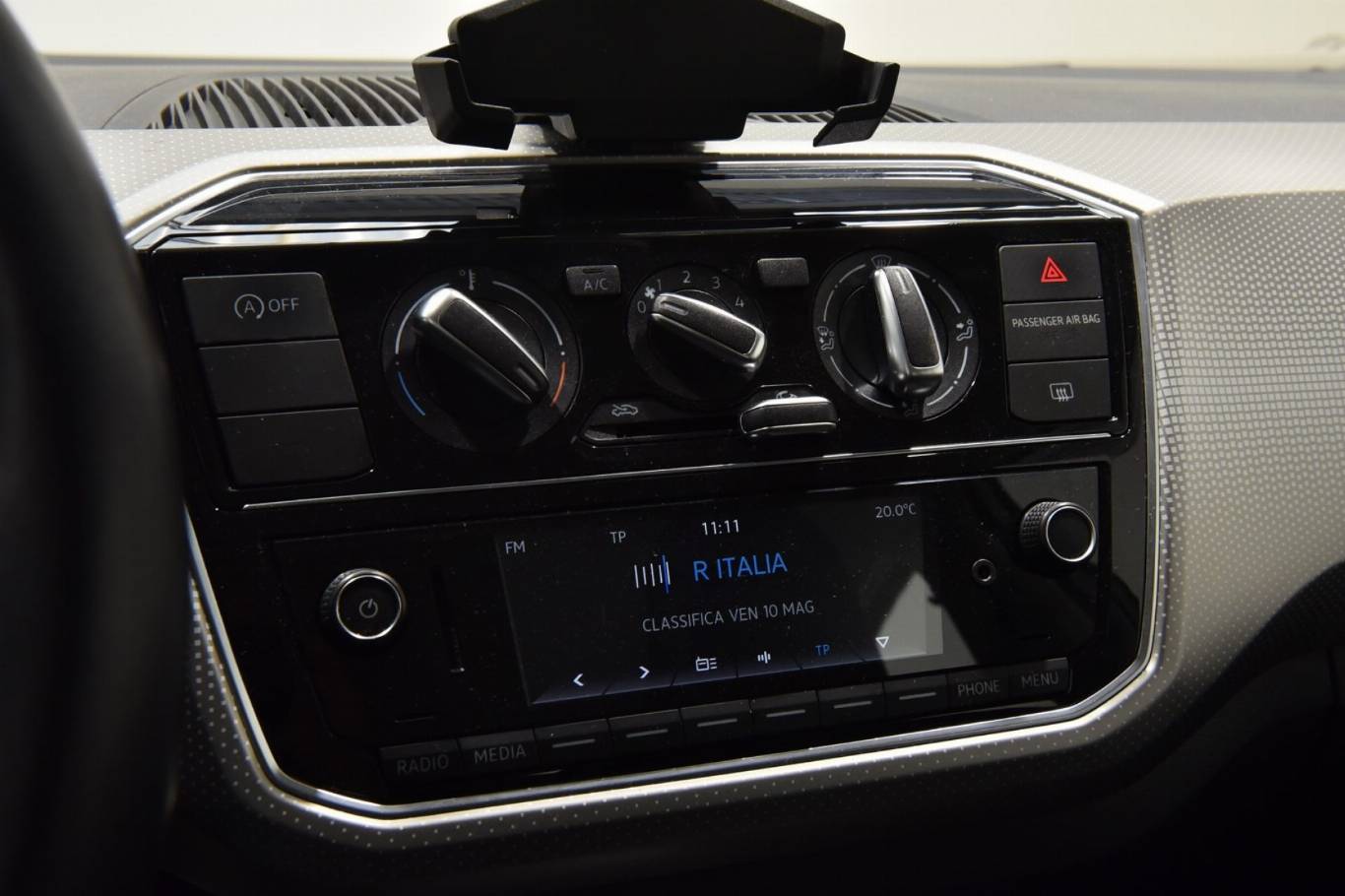 VOLKSWAGEN Up! 21