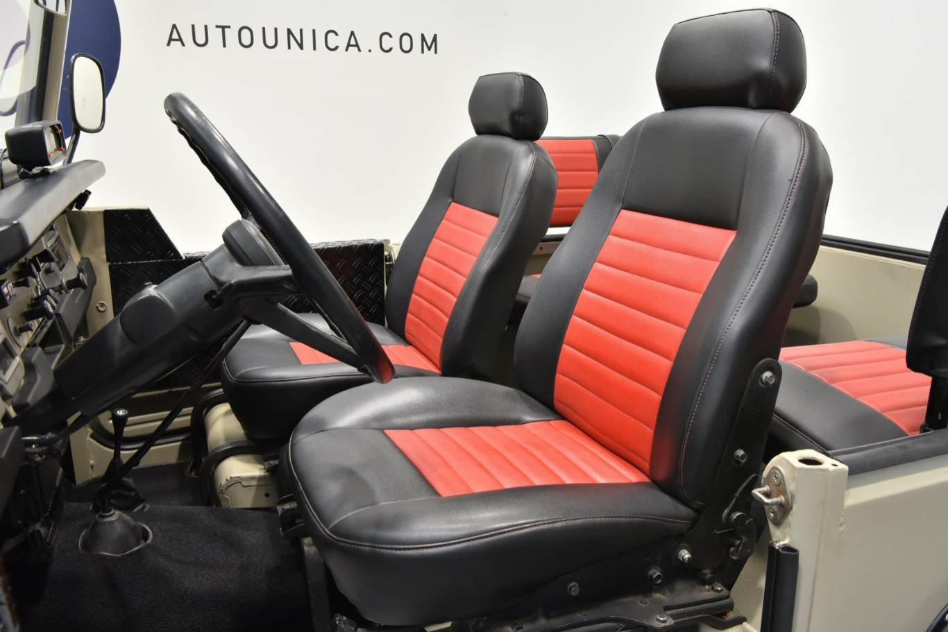 TOYOTA Land Cruiser 22