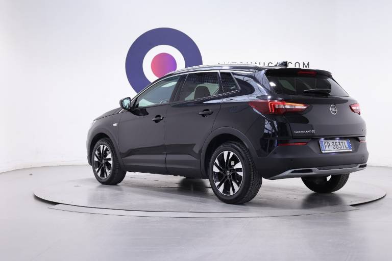 OPEL Grandland X 17