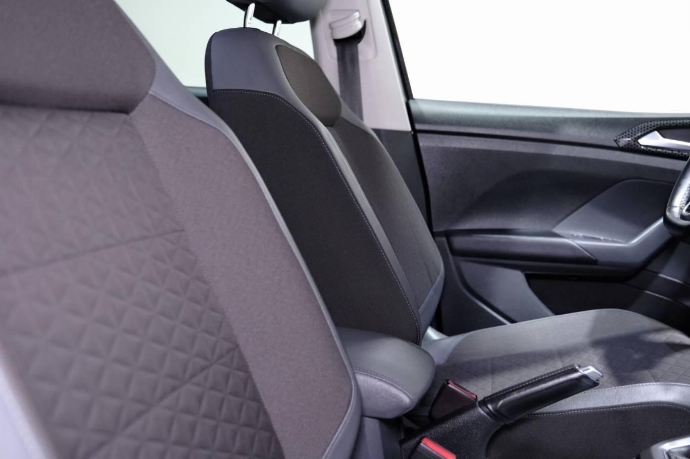 VOLKSWAGEN T-Cross 66