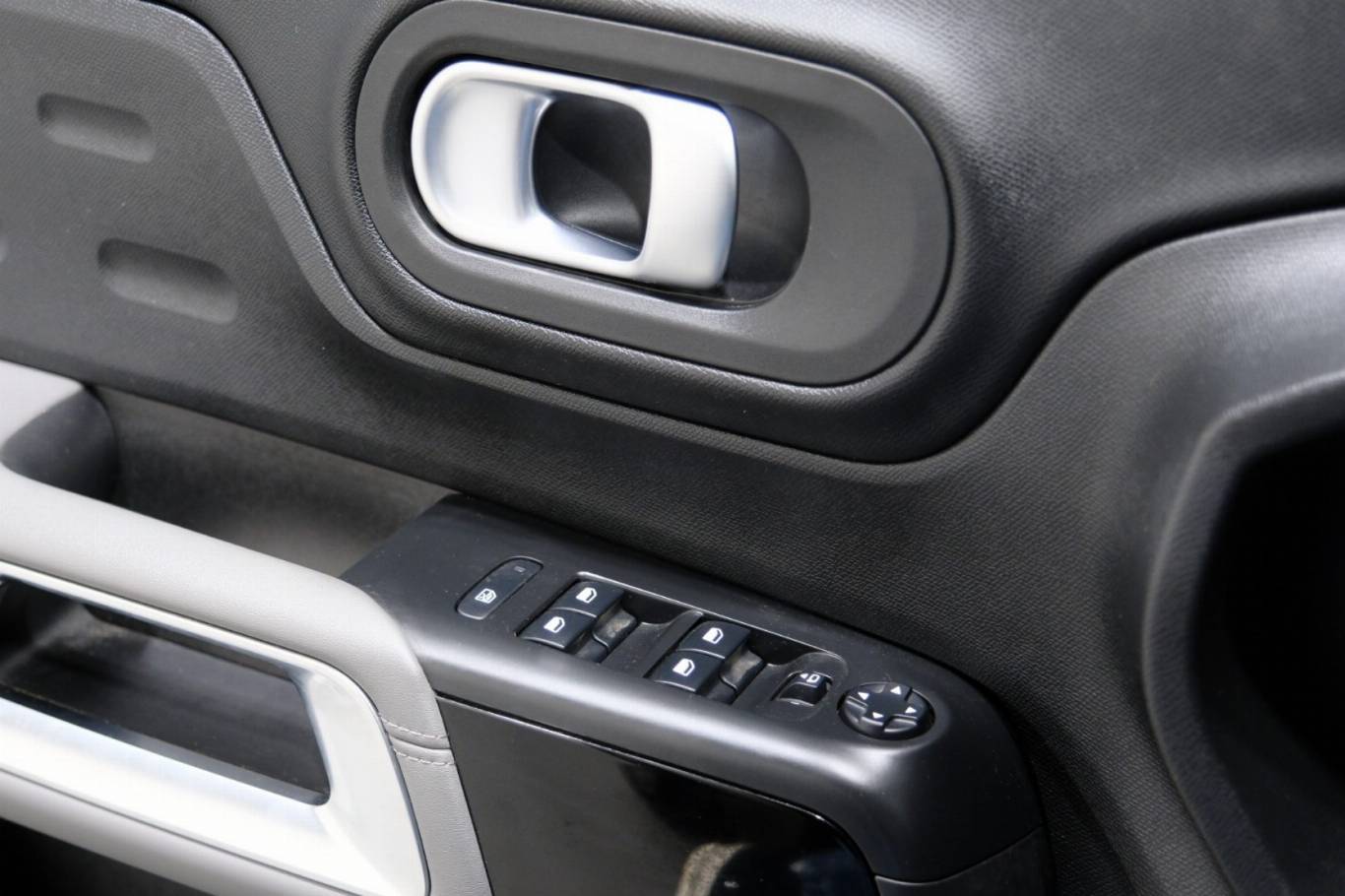 CITROEN C5 Aircross 44