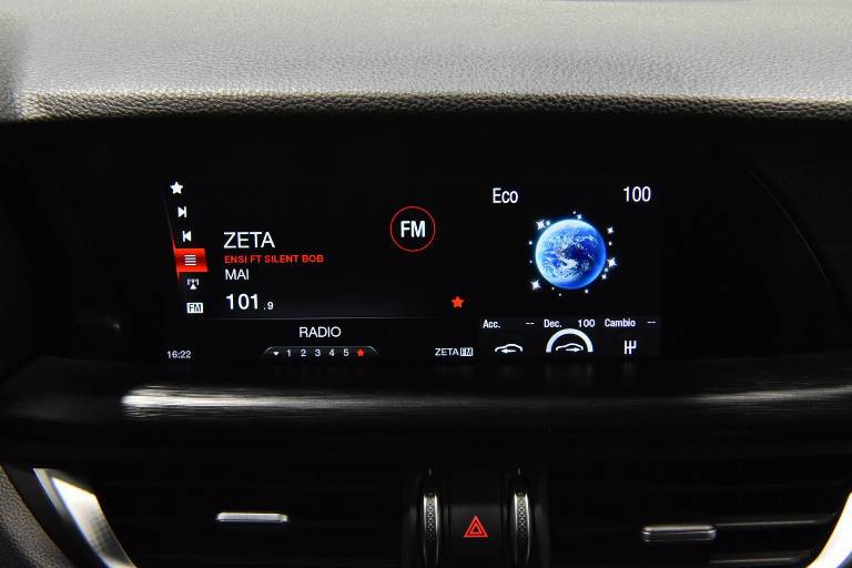 ALFA ROMEO Stelvio 12