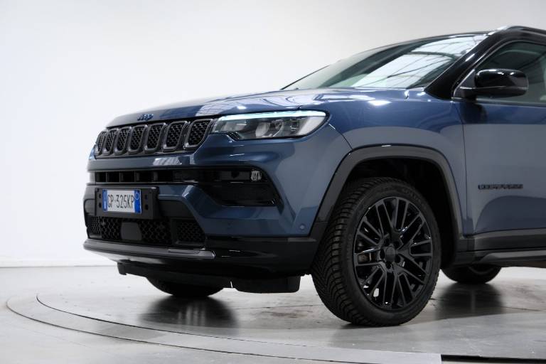 JEEP Compass 11