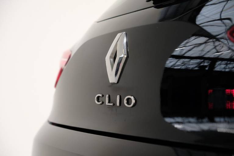 RENAULT Clio 49